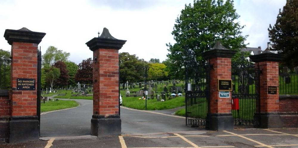 Commonwealth War Graves Tunstall Cemetery