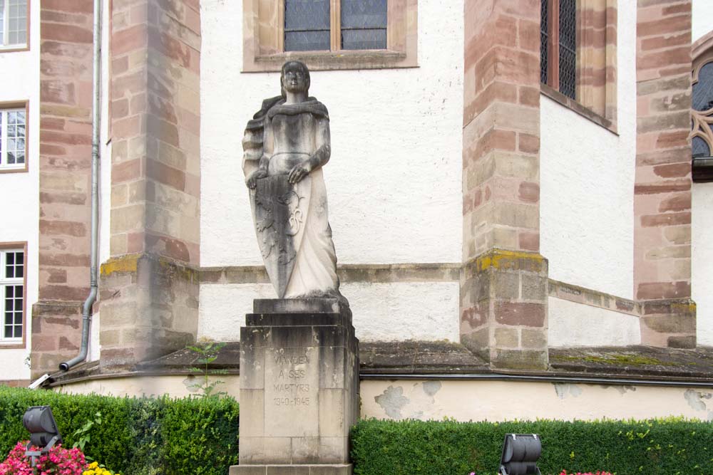 Oorlogsmonument Vianden #1