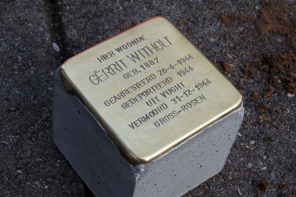 Stolperstein Dorp 110 (nu Enklaan 6) #2