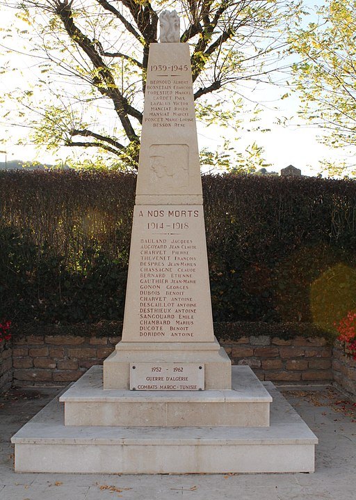 War Memorial Pierreclos