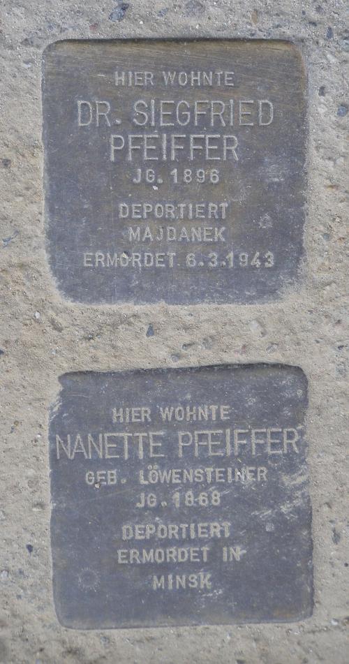 Stolpersteine Bahnhofstrae 11 #1