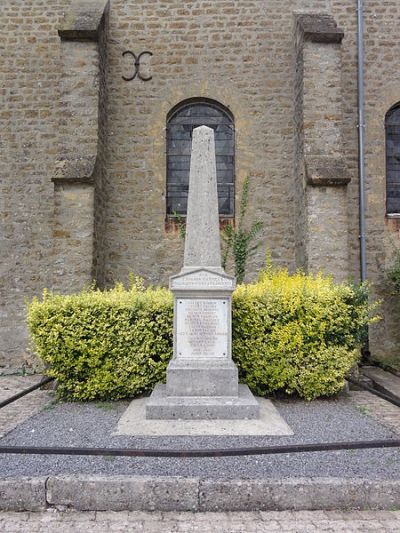 Oorlogsmonument Arreux #1