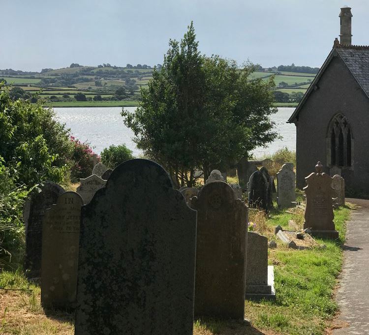 Oorlogsgraven van het Gemenebest St. Andrew Churchyard