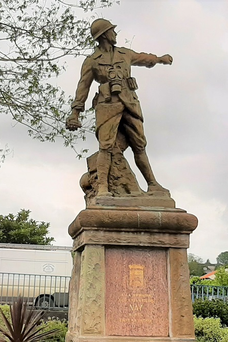 Oorlogsmonument Nay #2
