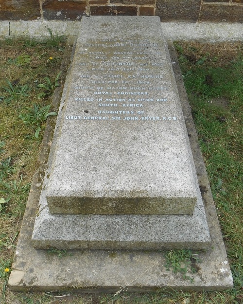 Memorial Major Hugh Massy