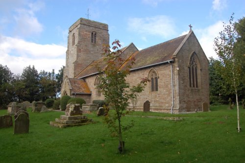 Commonwealth War Grave St. John the Baptist Churchyard