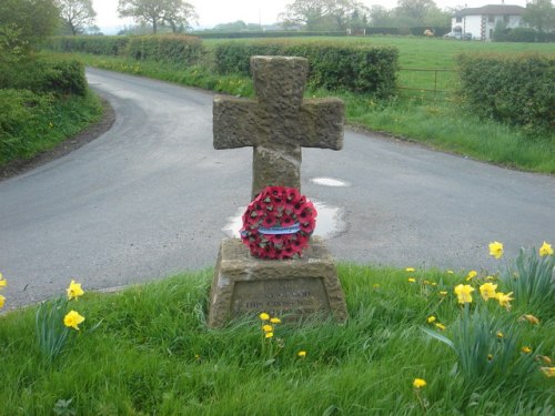 Oorlogsmonument Higher Walton #1