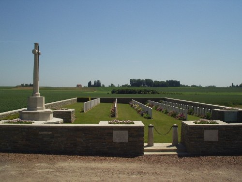Commonwealth War Cemetery Le Vertannoy #1