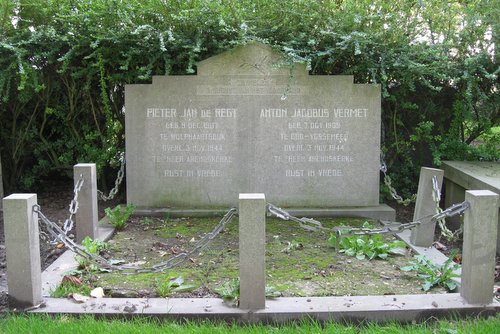 Dutch War Grave Eindewege #1