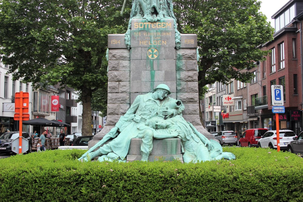 Oorlogsmonument Zottegem #2