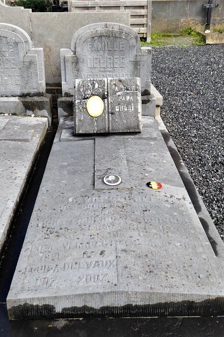 Belgian War Grave  Leignon #2