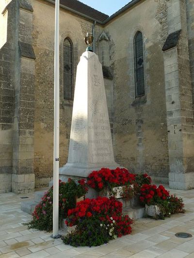 War Memorial Saint-Genis-de-Saintonge #1
