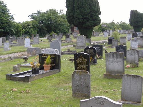 Commonwealth War Graves Holt Burial Ground