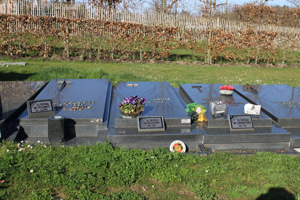 Belgian Graves Veterans Chapelle-Saint-Laurent #4