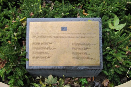 Peace Bench Menenpoort Ieper #2