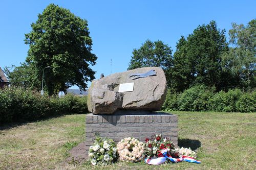 Lancaster Memorial Melderslo