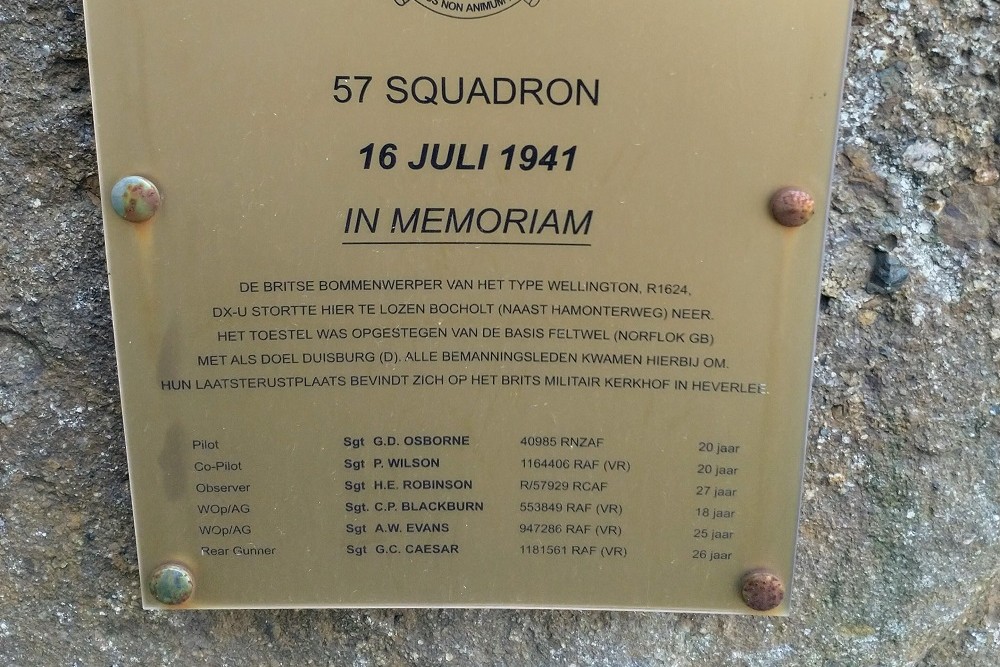 Monument voor Vier Bemanningen van Bomber Command #4