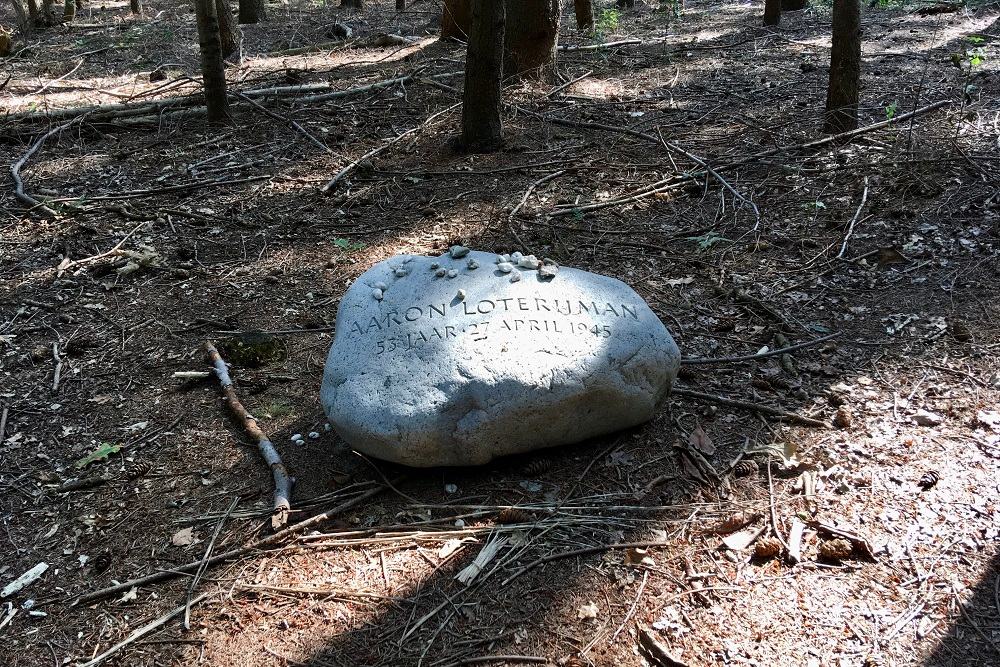 Memorial stone Aaron Loterijman #2