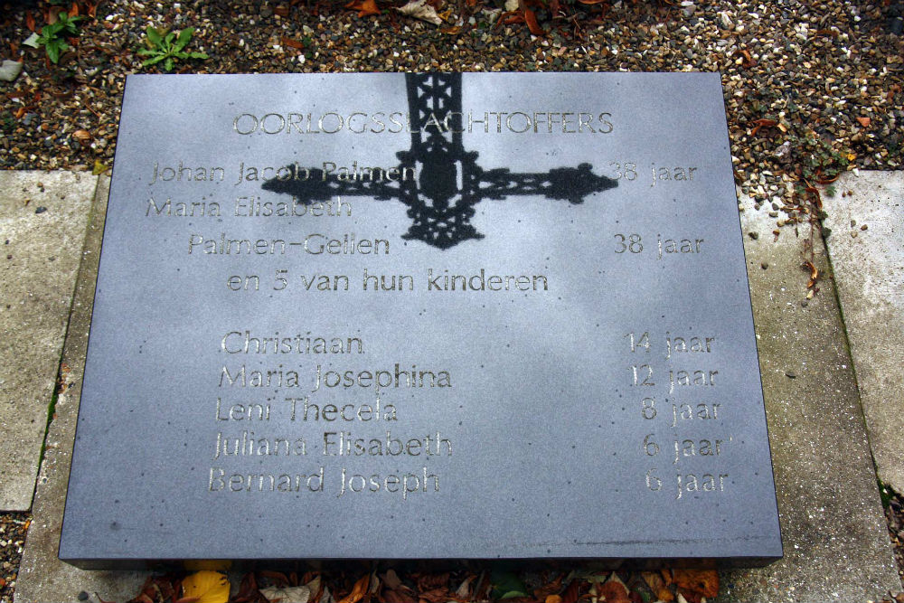 Nederlandse Oorlogsgraven Rooms Katholieke Begraafplaats Broeksittard #4