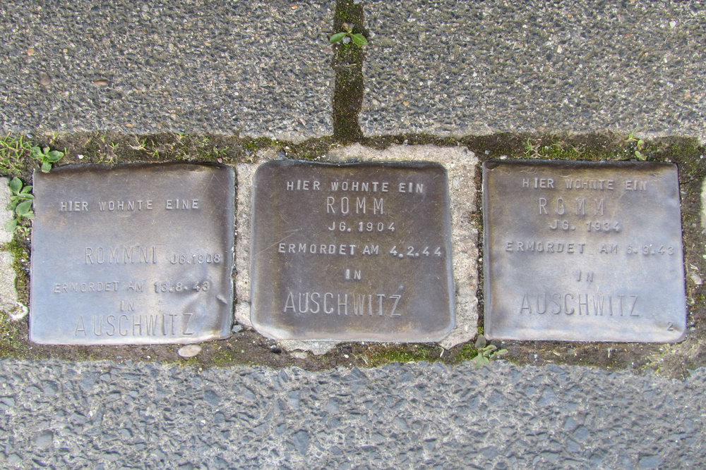 Stumbling Stones Großer Griechenmarkt 37 #1