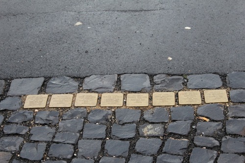 Stolpersteine Herrnstraße 8