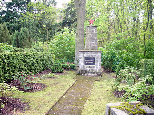 Soviet War Graves Briesen (Mark)
