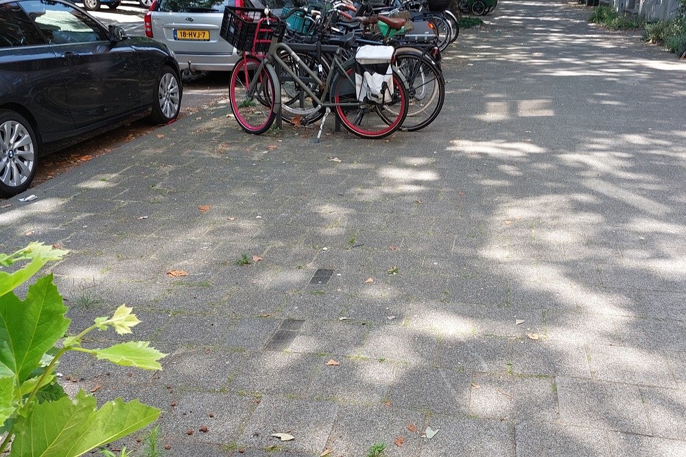 Stolpersteine Graaf Florisstraat 33 / 33b #4