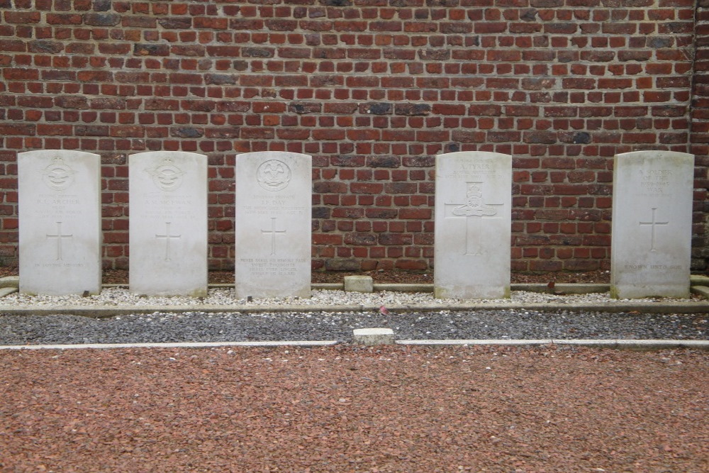 Oorlogsgraven van het Gemenebest Zaventem #1