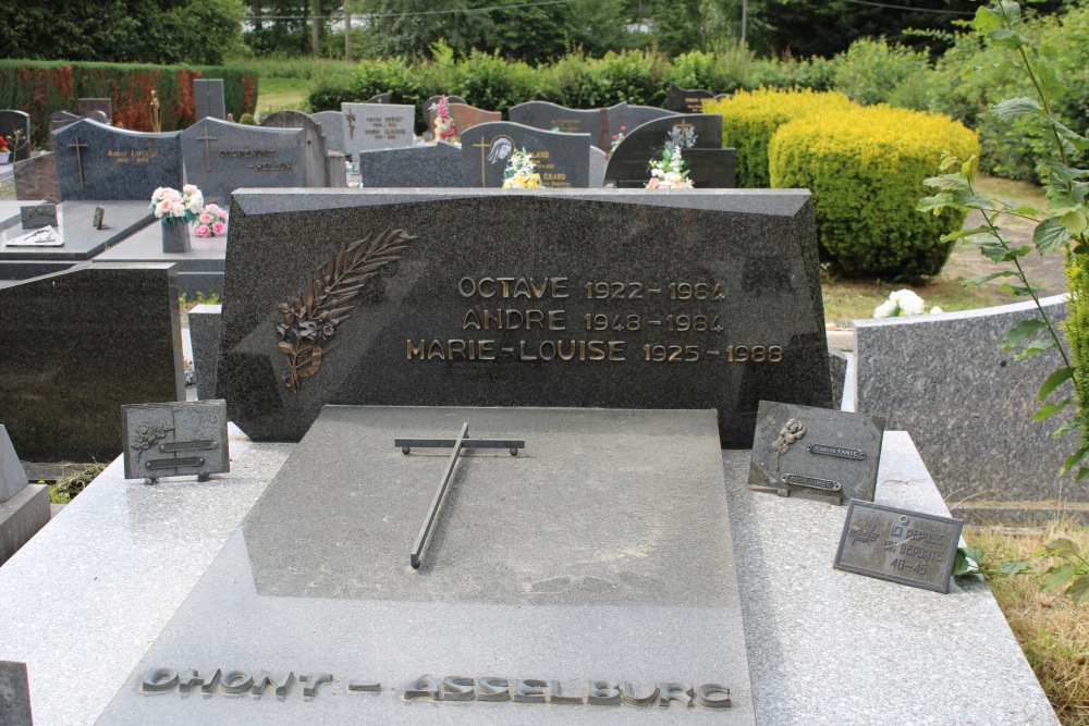 Belgian Graves Veterans Latour Cemetery