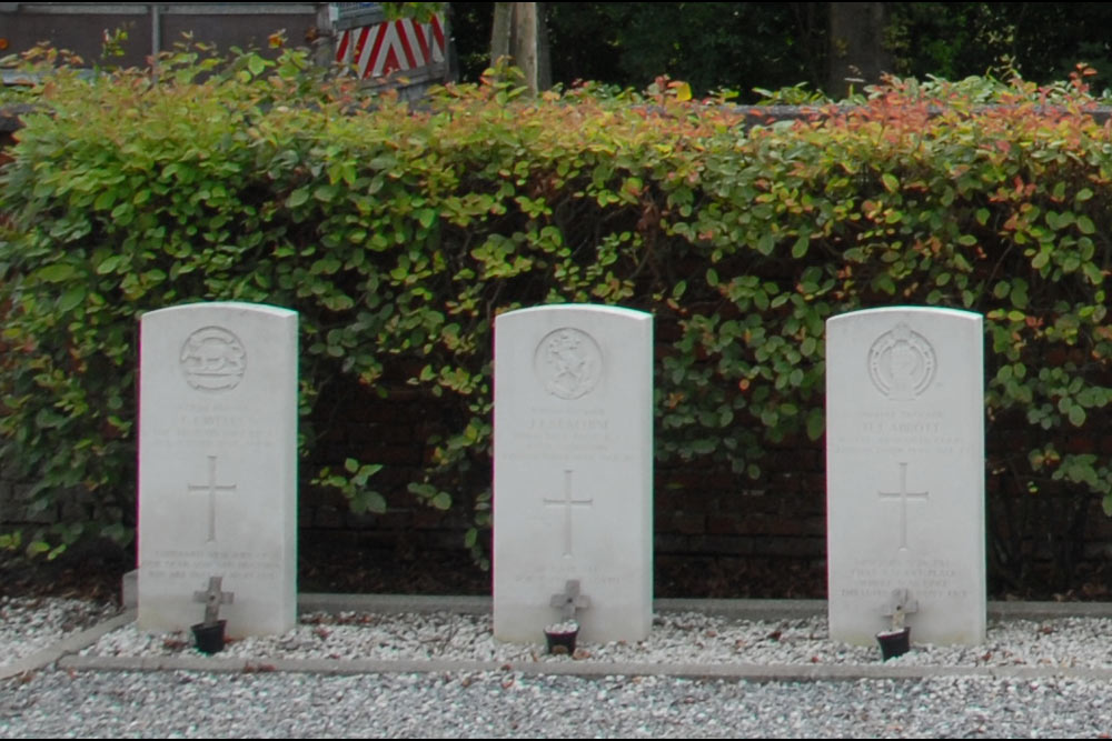 Commonwealth War Graves Wuustwezel #2
