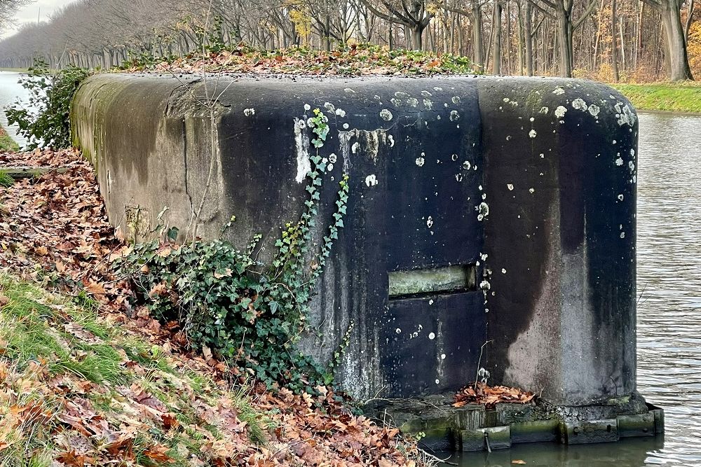 Bunker 17 Grensstelling Bocholt-Herentals Kanaal #2