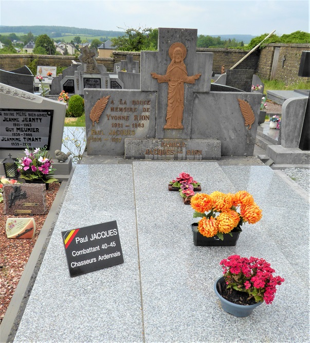 Belgian Graves Veterans Izel #4