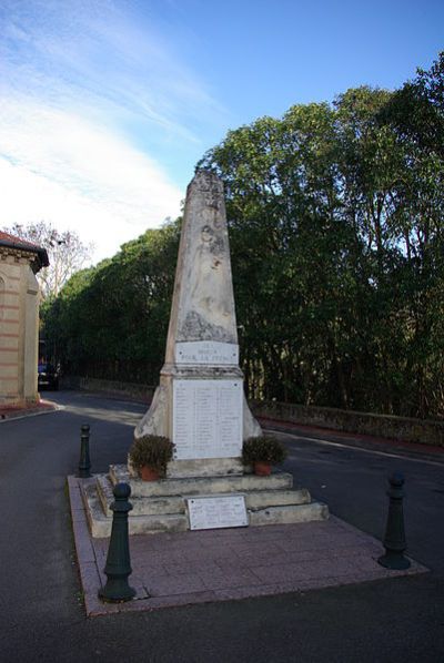 Oorlogsmonument Saint-Martin-du-Touch #1