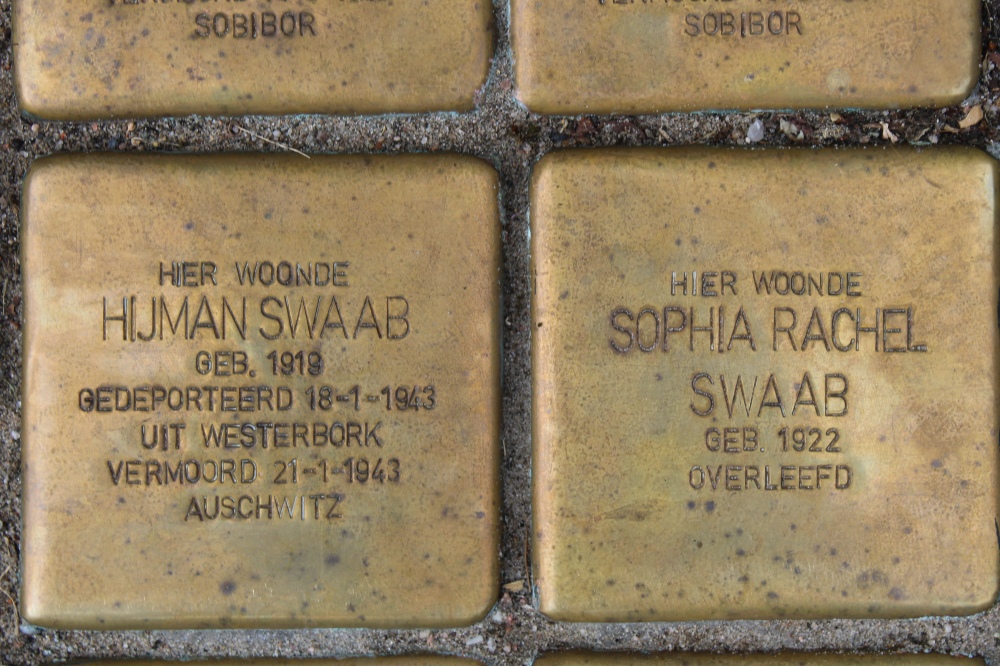 Stolpersteine Topaasstraat 2 #3