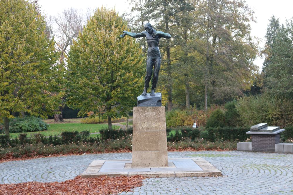 Oorlogsmonument Waalwijk #2