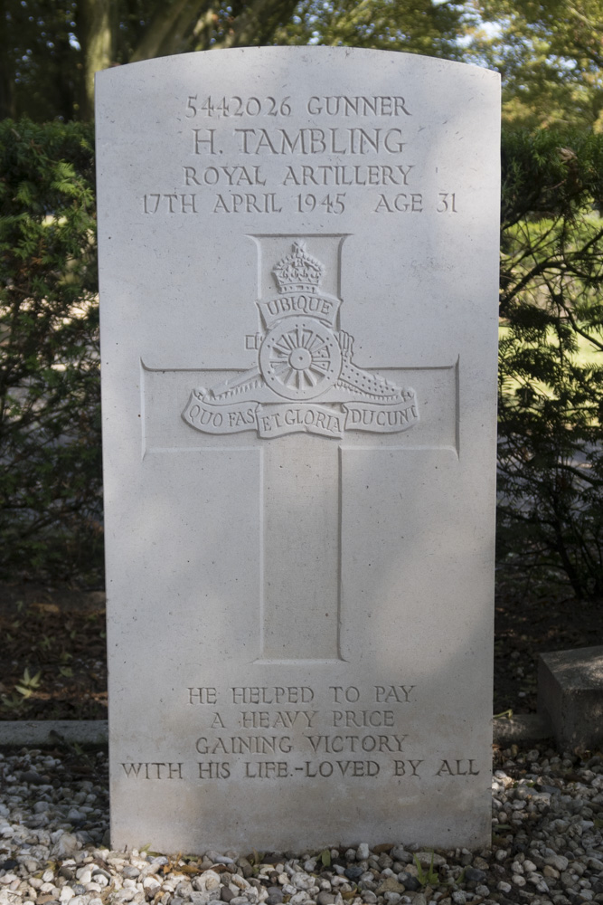 Commonwealth War Graves General Cemetery Otterlo #4