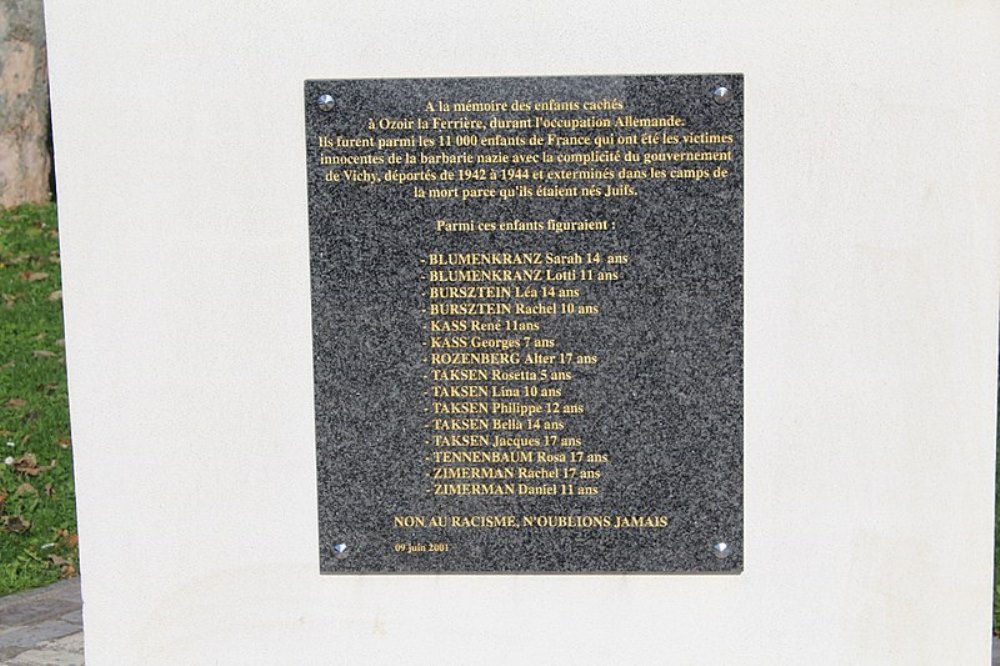 War Memorial Ozoir-la-Ferrière #2