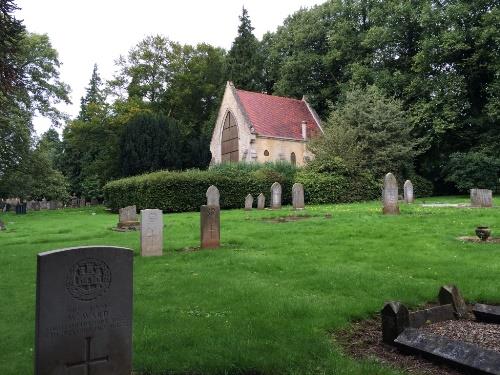 Commonwealth War Graves Desborough Cemetery