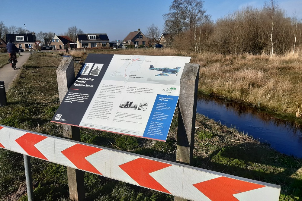 Info Board Emergency Landing Hawker Typhoon MK IB