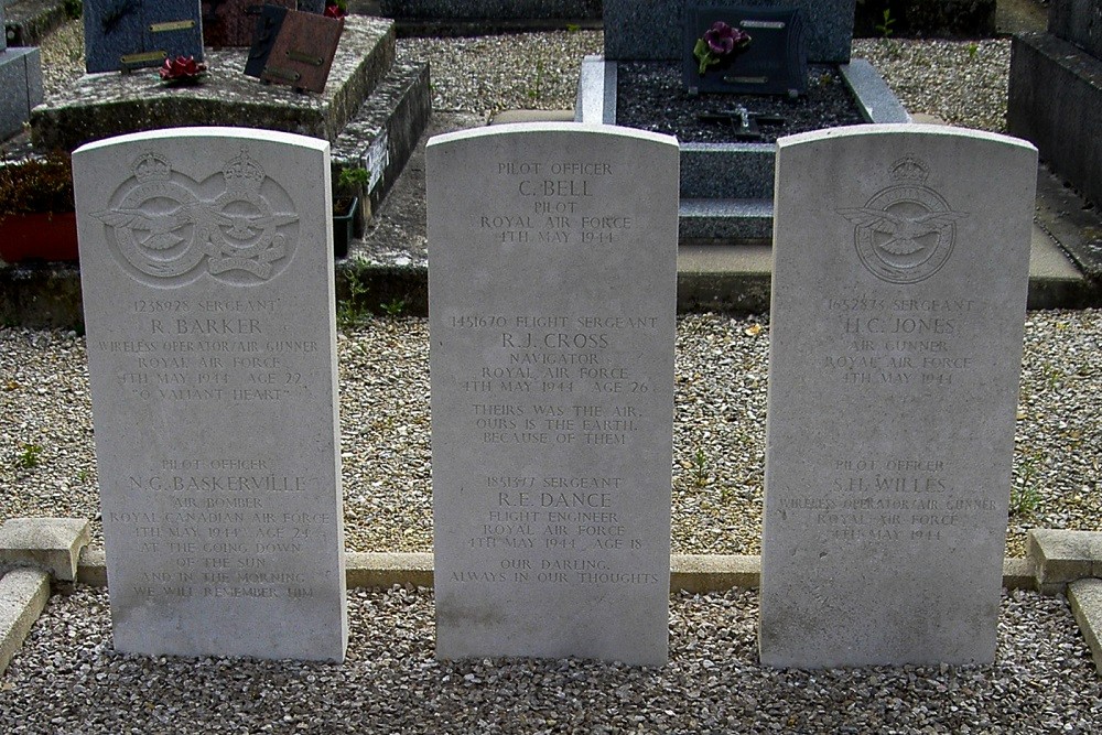 Oorlogsgraven van het Gemenebest Donnemarie-Dontilly #2