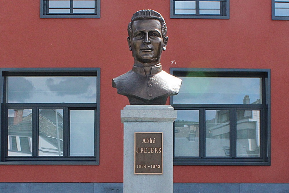 Monument Abbé Joseph Peters Malmédy #1
