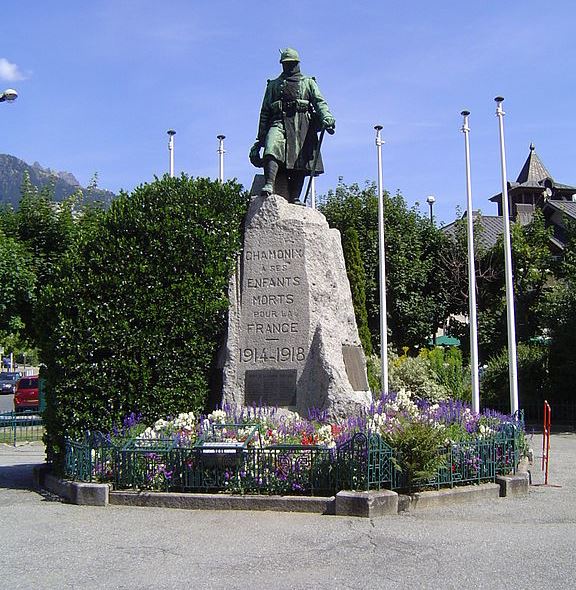 Oorlogsmonument Chamonix-Mont-Blanc #1