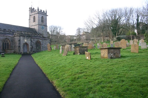 Commonwealth War Graves St Nicholas Churchyard #1