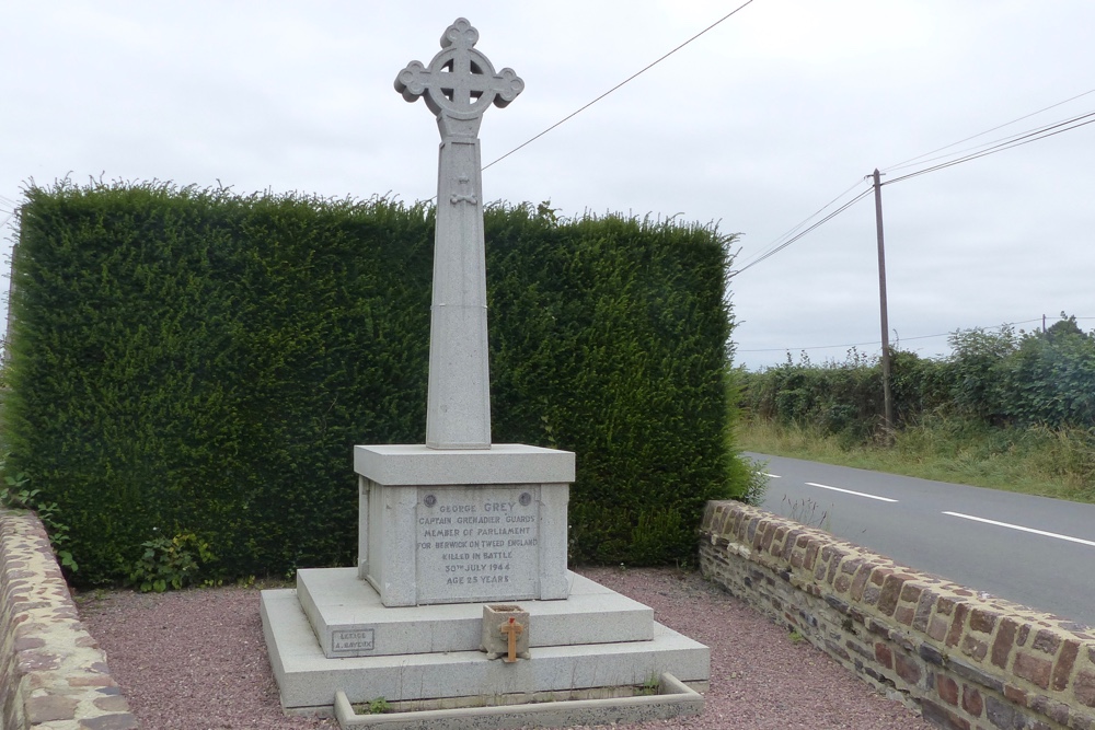 Commonwealth War Grave Livry