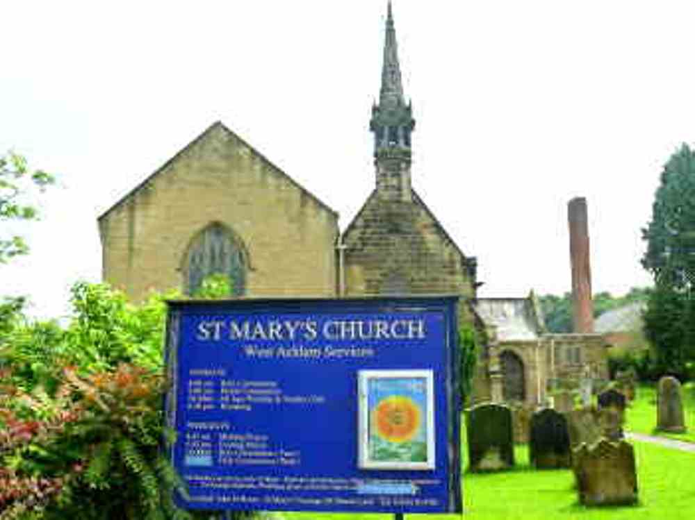 Oorlogsgraven van het Gemenebest St. Mary Churchyard #1