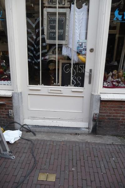 Stumbling Stones Voorstraat 143 #3