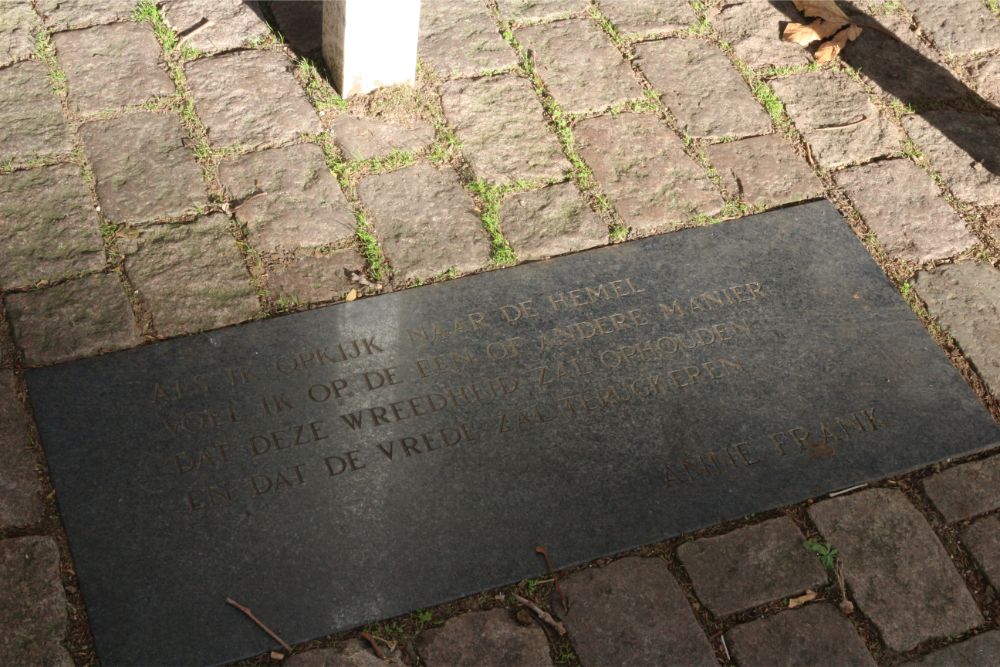Vredespaal Anne Frankplein Den Bosch #3