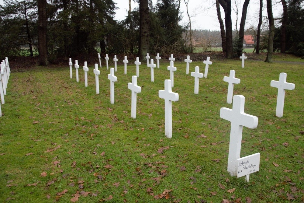 Graves Belgian Refugees Veenhuizen #3