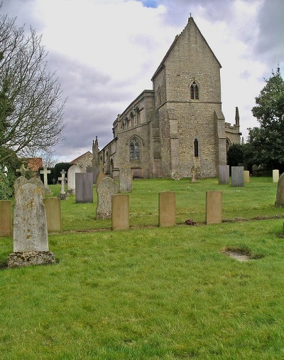 Commonwealth War Graves St. John the Baptist Churchyard #1