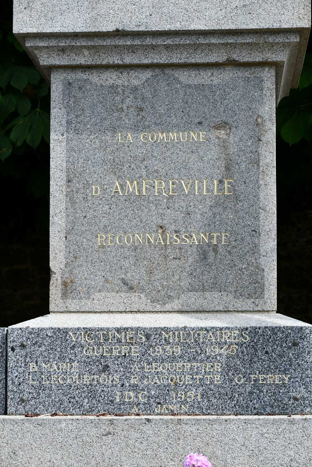 Oorlogsmonument Amfreville #3